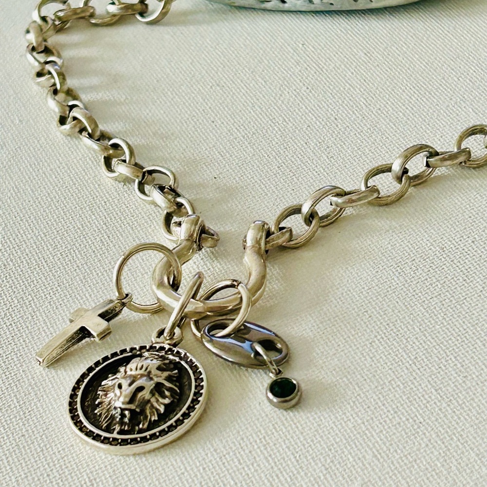 Silver Charm Necklace with Lion and Cross Pendants - Picture 5 of 10